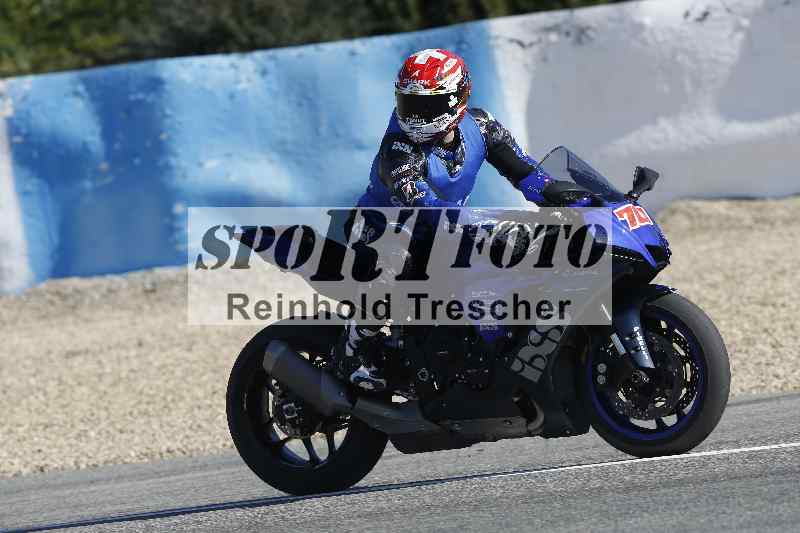 /Archiv-2024/02 29.01.-02.02.2024 Moto Center Thun Jerez/Gruppe schwarz-black/70